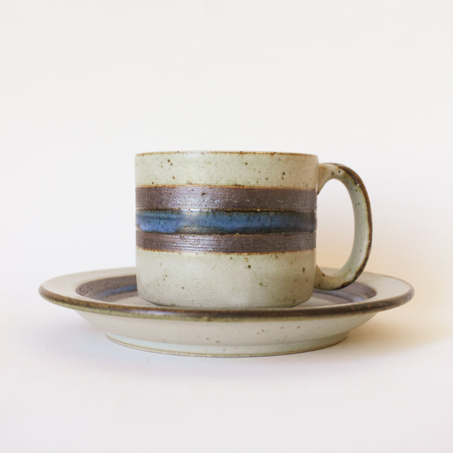Set of 4 Handcrafted Vintage Japanese Otagiri Ceramics cups + saucers